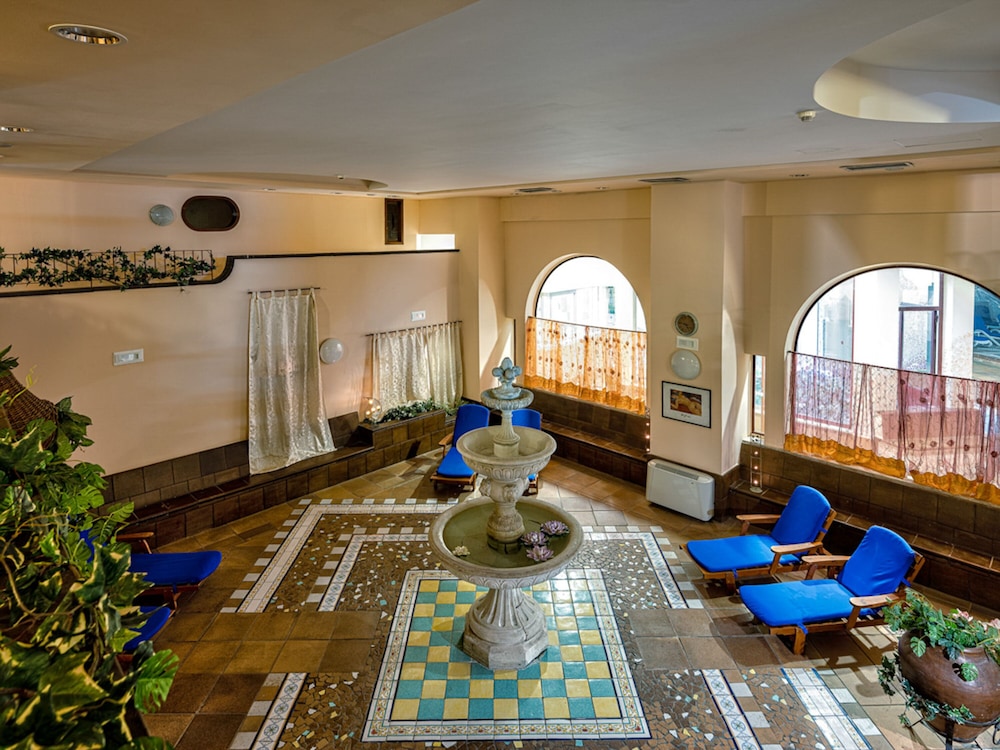 Antares Hotel 32/50
