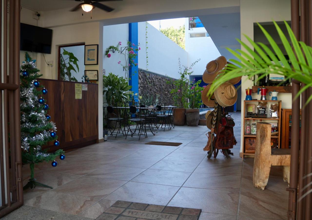Blue Bocana Hotel 7/48