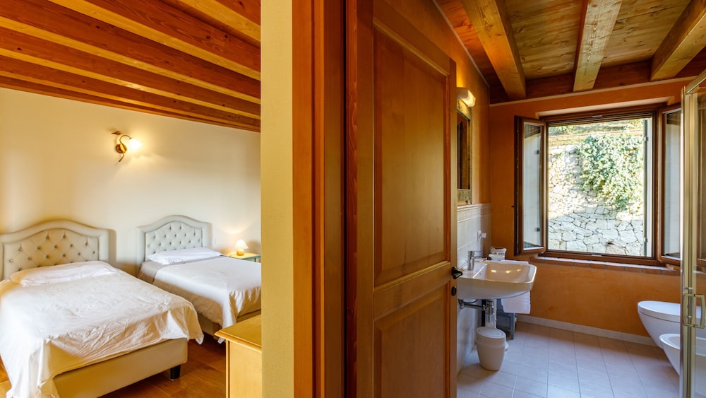 La Fonte Degli Dei Wine Relais - Adults Only 11/50