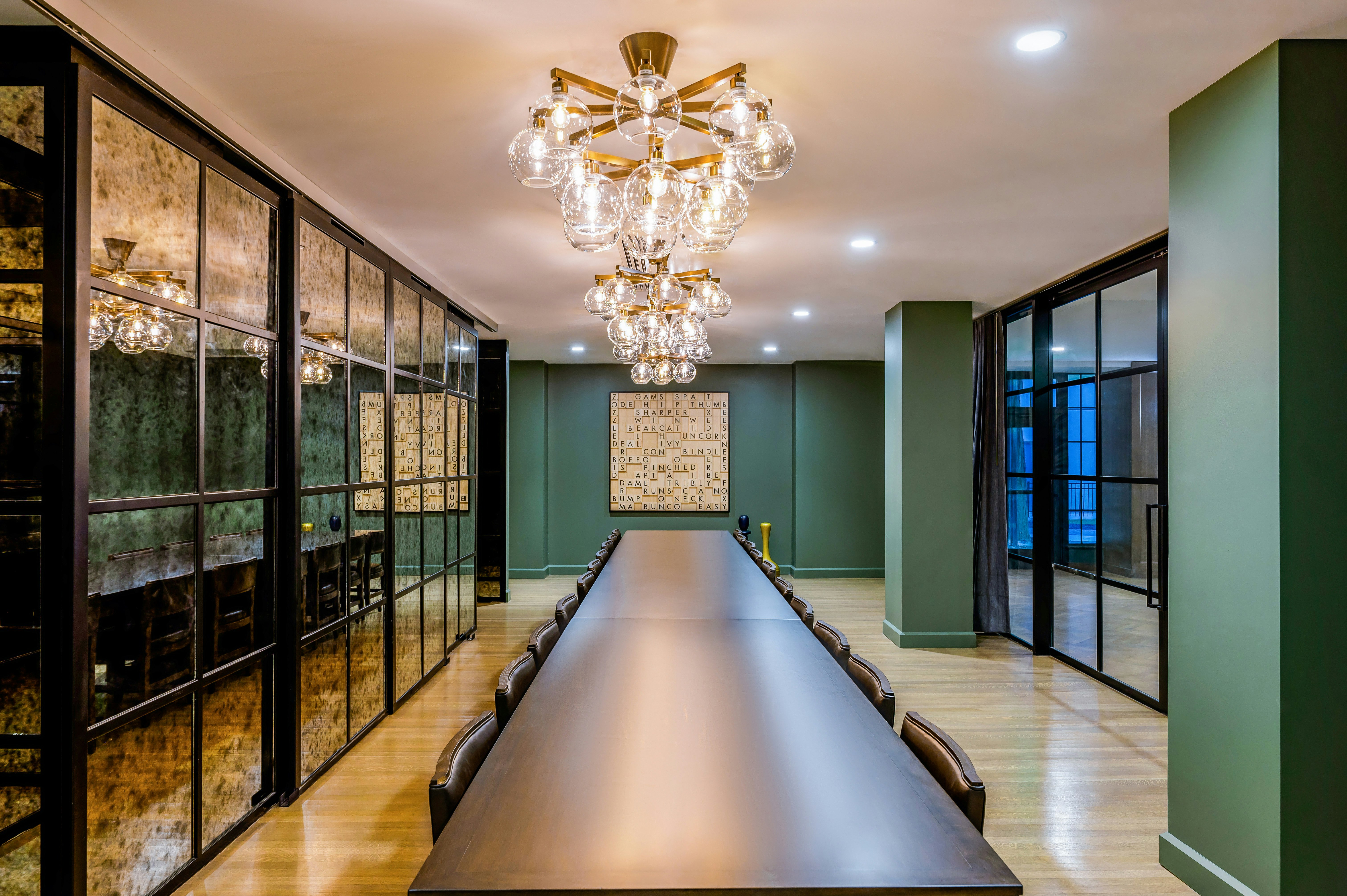 Hotel Fort Des Moines, Curio Collection by Hilton 16/81