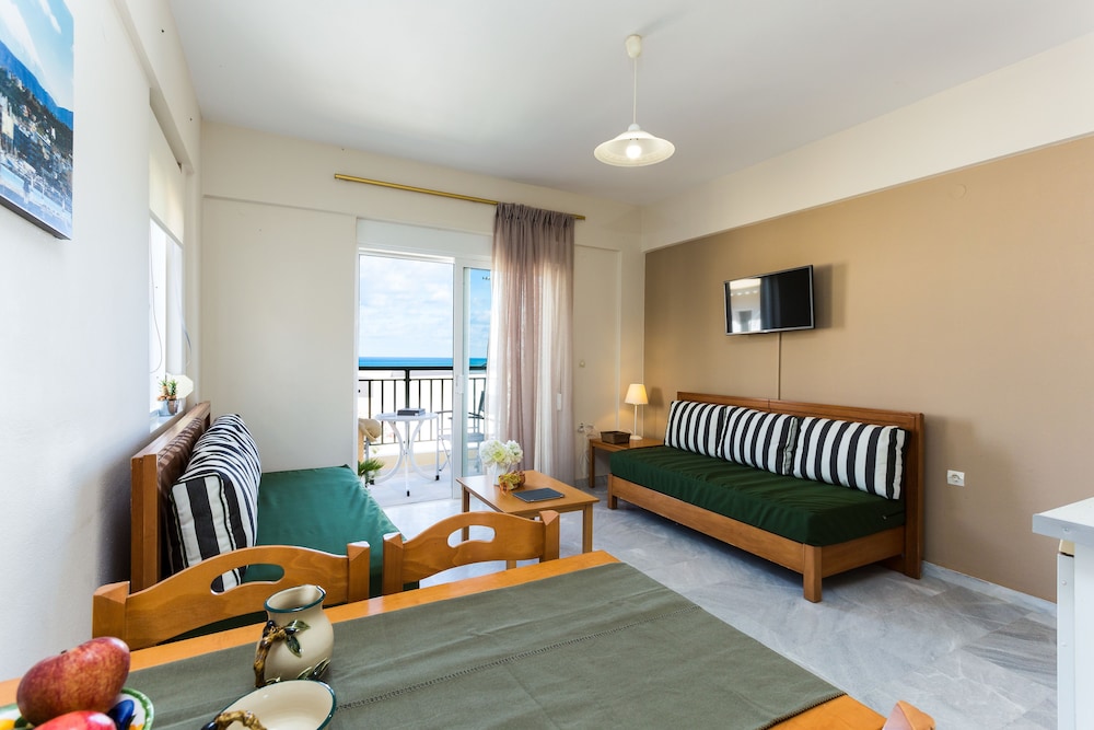 Radamanthys Apartments 20/42