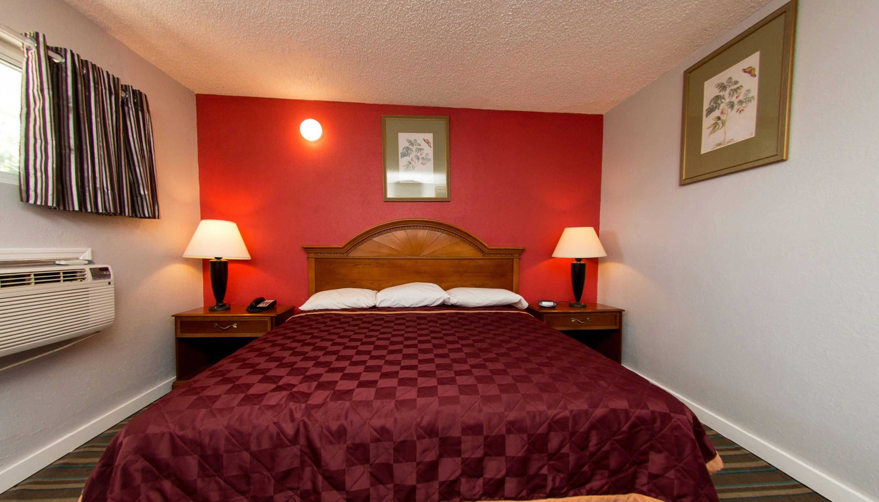 Scottish Inn & Suites Bensalem 1/9