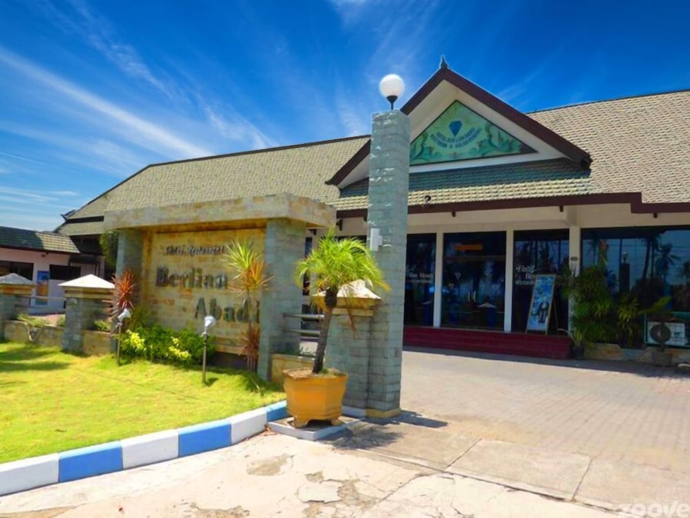 Berlian Abadi Hotel 2/55