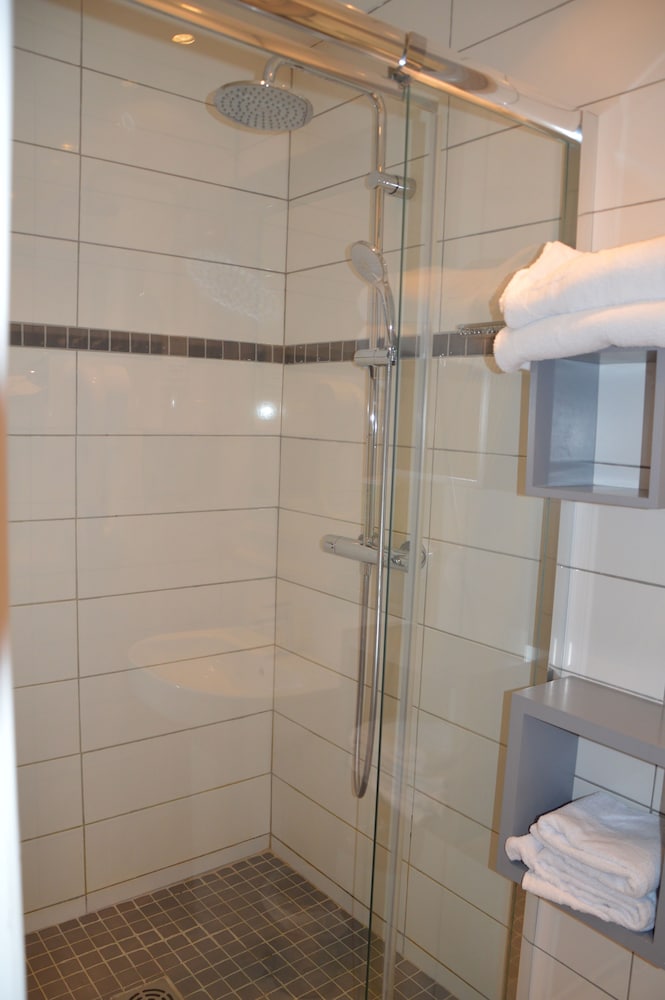 Best Western Grand Hotel de L Univers 59/59