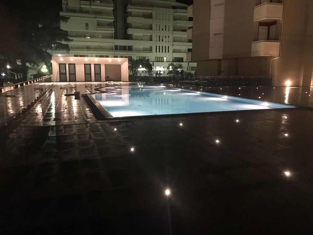 Domus Grand Hotel 40/44