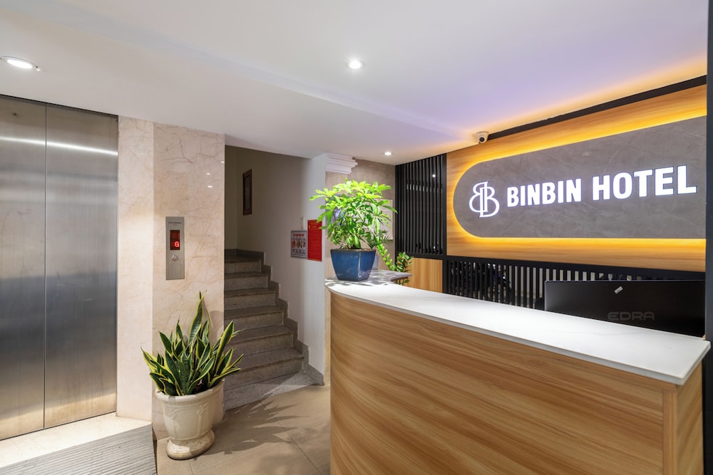 Bin Bin Hotel 2 6/50