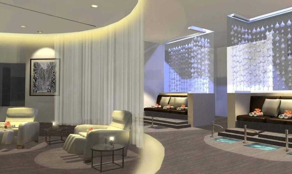 Premiere Hotel Klang 32/50