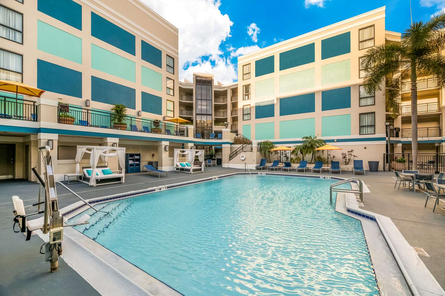 Sonesta ES Suites Orlando International Drive 55/55