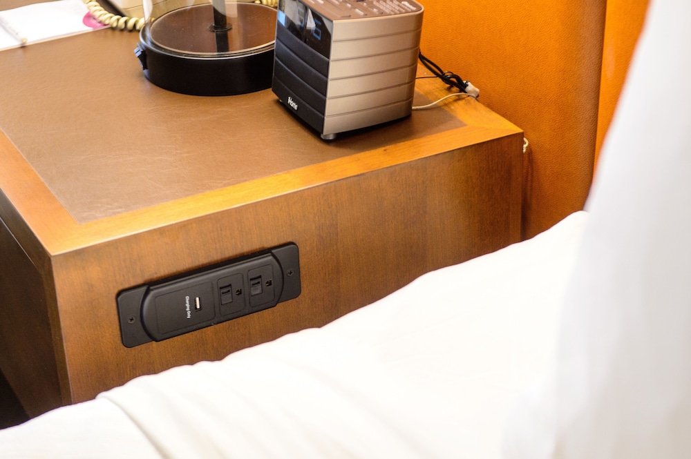 Crowne Plaza Dulles Airport 23/72