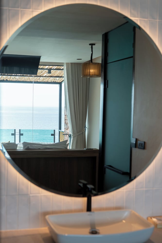 Sangthian Beach Resort 60/60