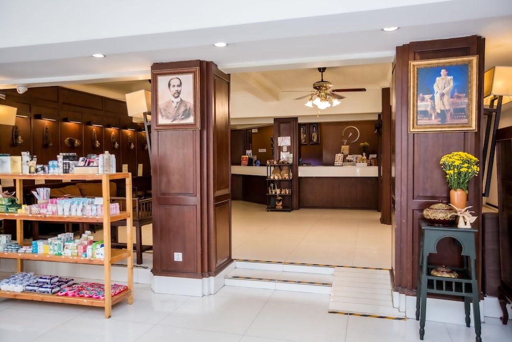 CHIANG ROI 7 DAYS INN 24/51