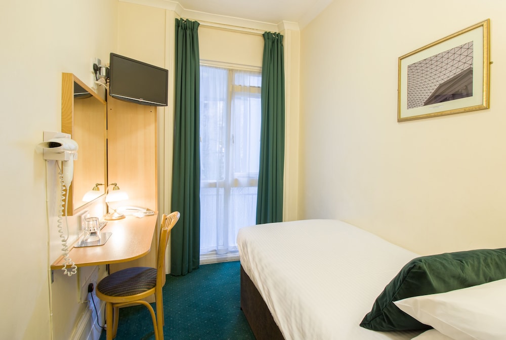 London Town Hotel 20/69