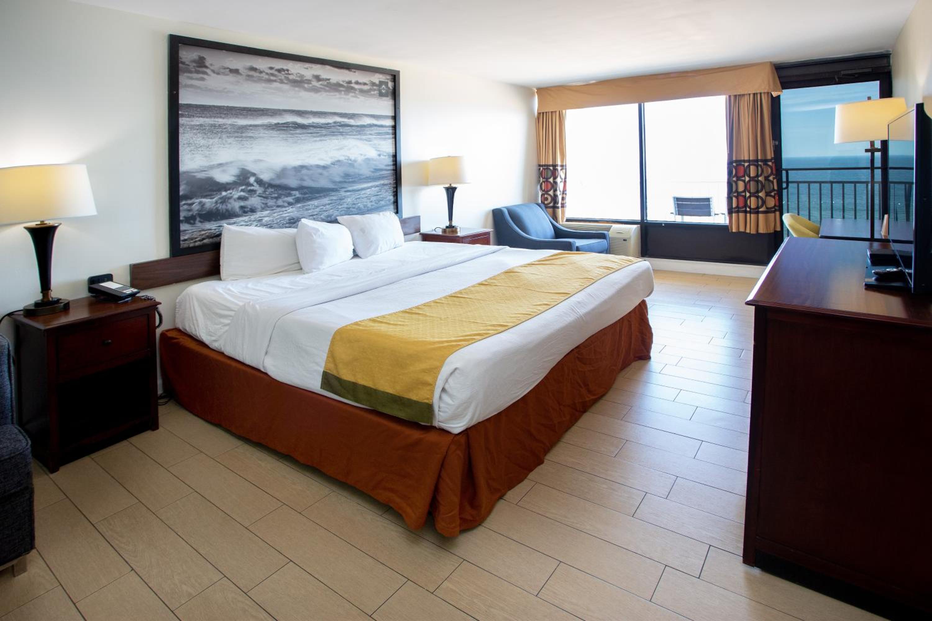 Superior, King Bed, Ocean Front