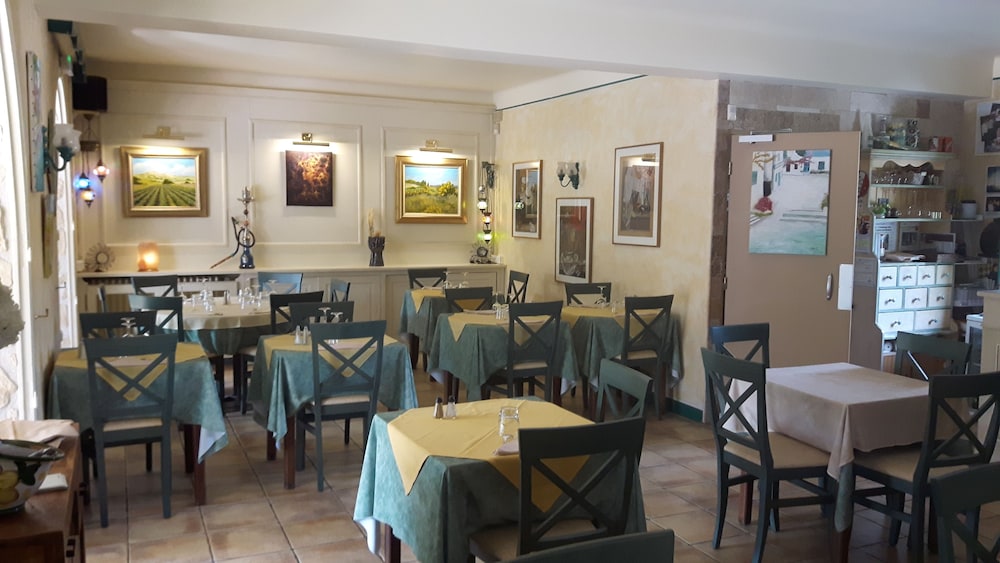 Auberge Les Arômes 28/45