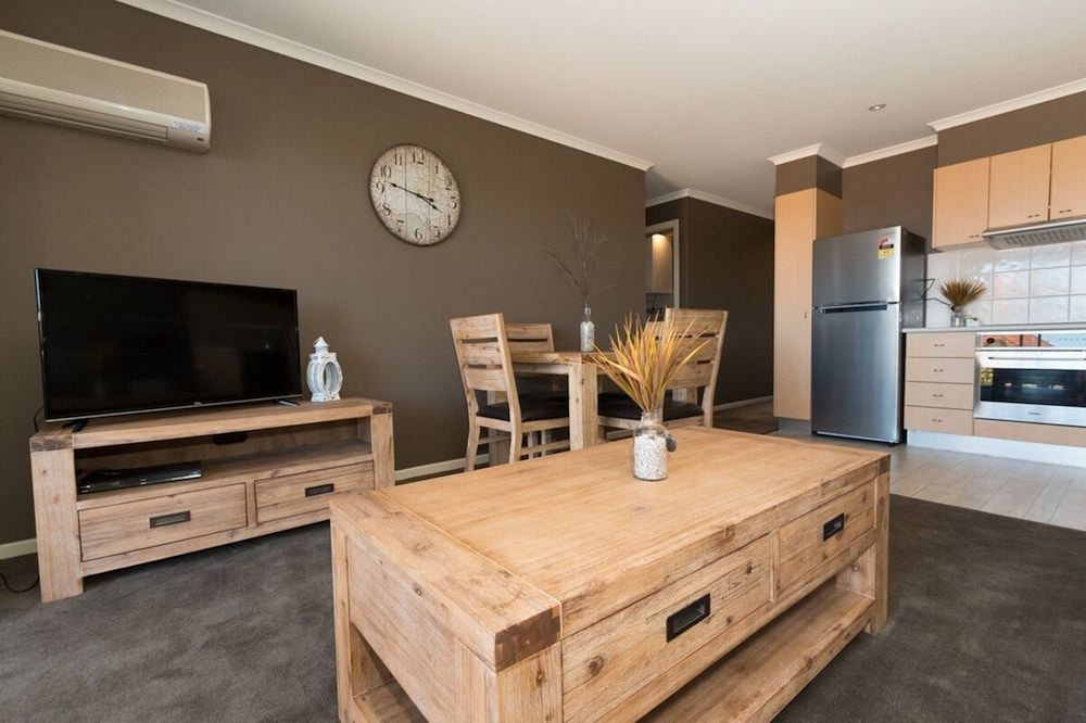 Beach Haven Executive Apartments 33/42