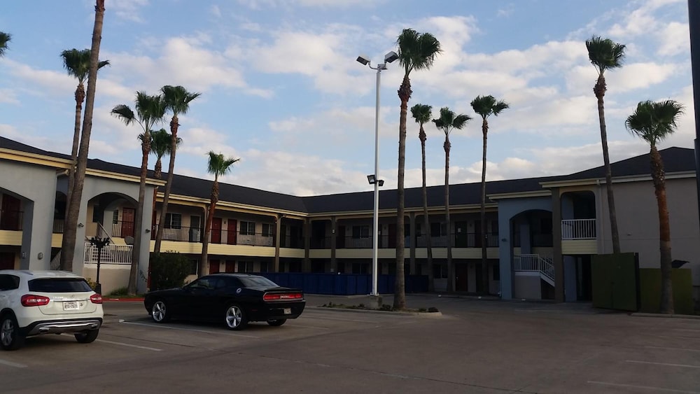 Texas Inn Downtown Mcallen 2/28
