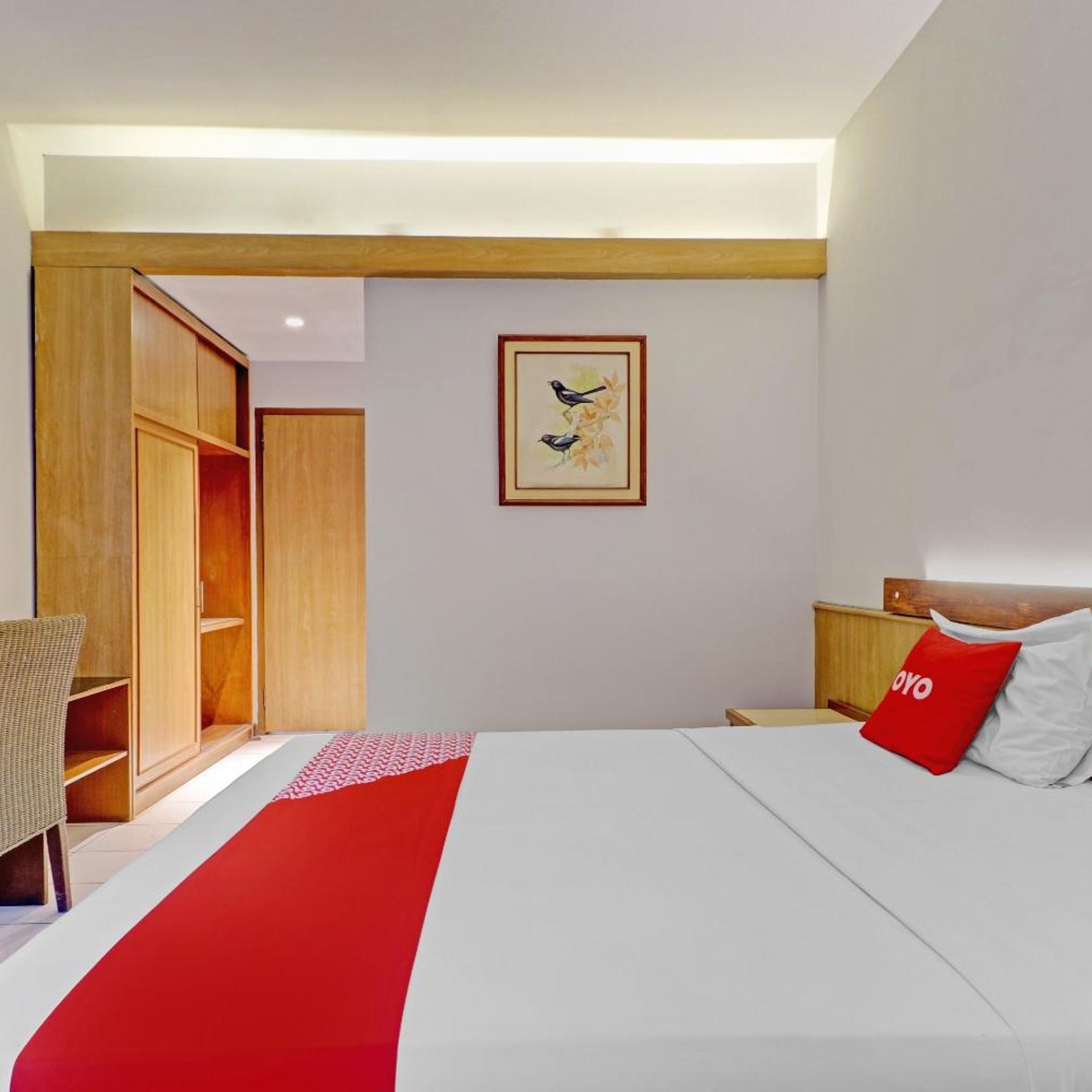 DELUXE, SUITE