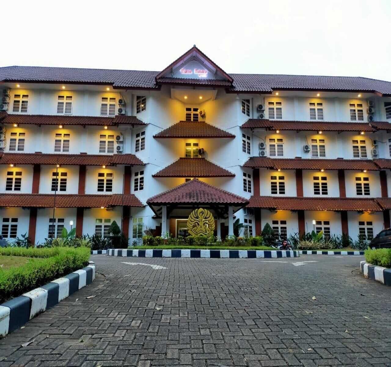 Wisma Makara Universitas Indonesia 1/22