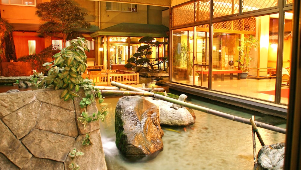 ISAWA VIEW HOTEL 30/48