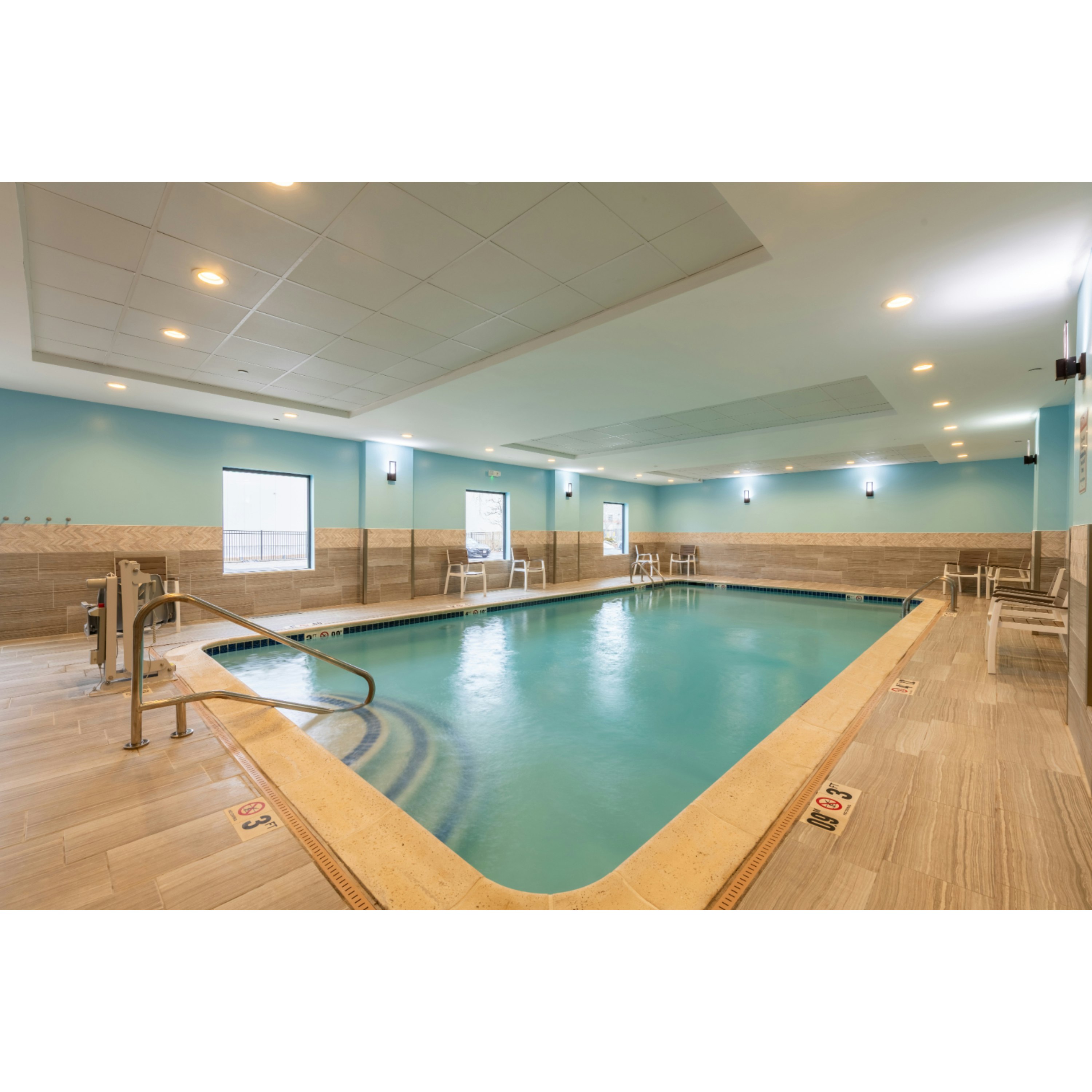 Hampton Inn Suites Boston Stoughton 15/41