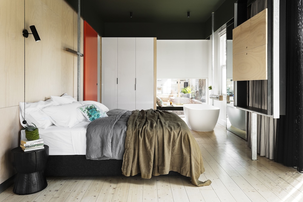 DRIFT HOUSE 28/69