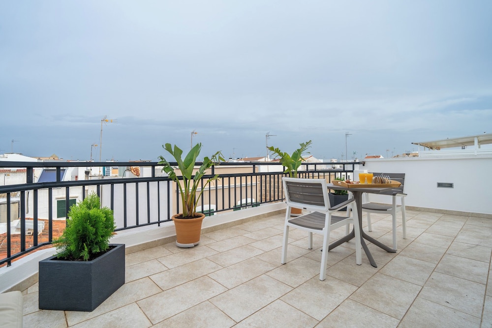 Hostal Menurka 42/50