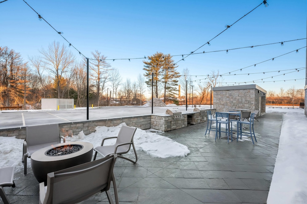 Everhome Suites Portsmouth - Newington 21/46