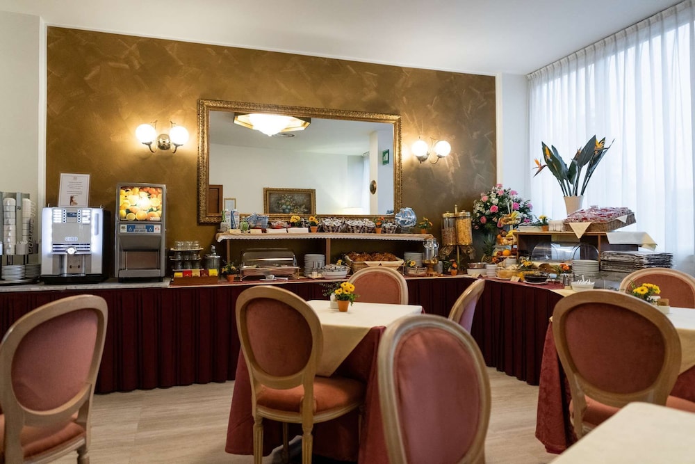 Hotel Alga 53/62