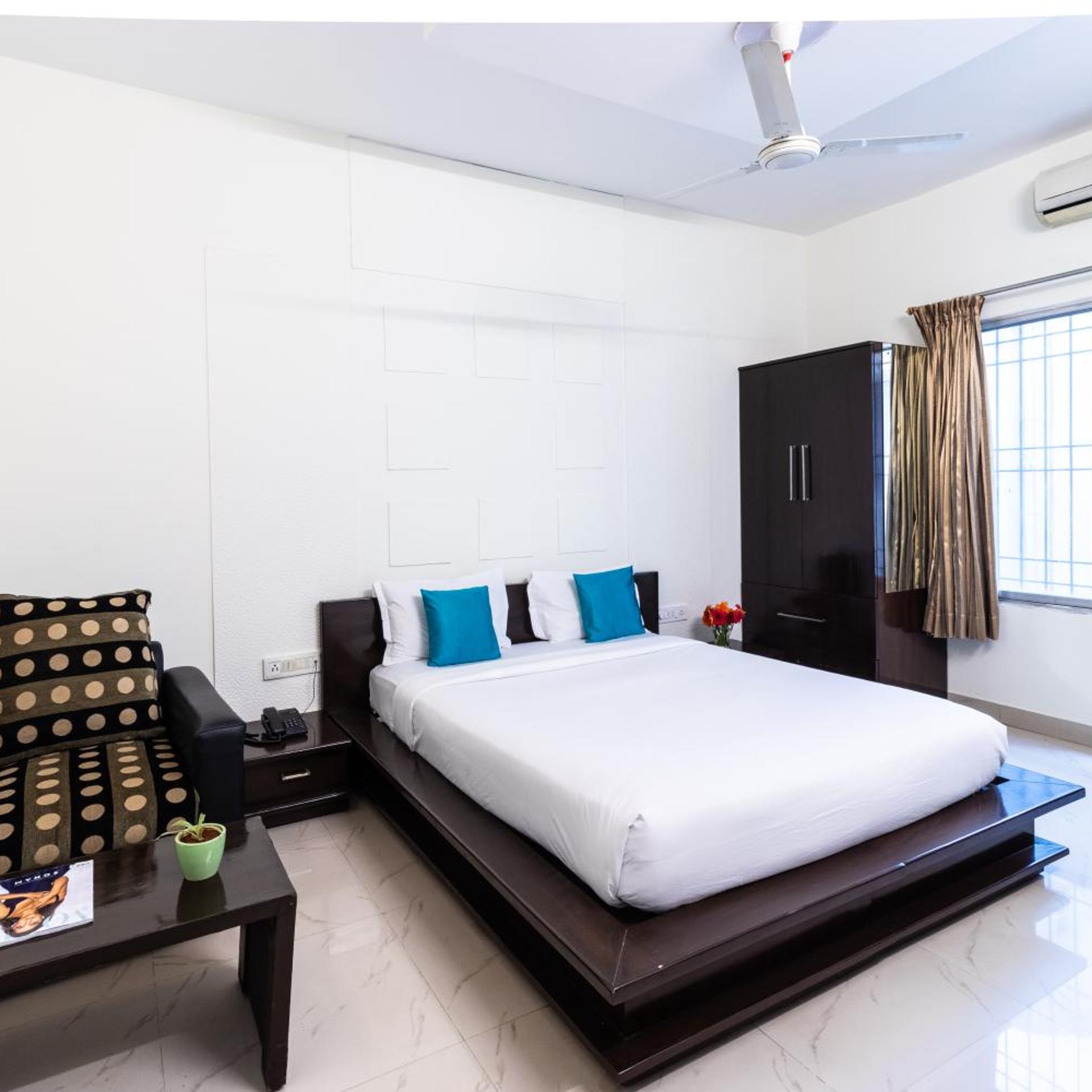 Niche Suites 19/36
