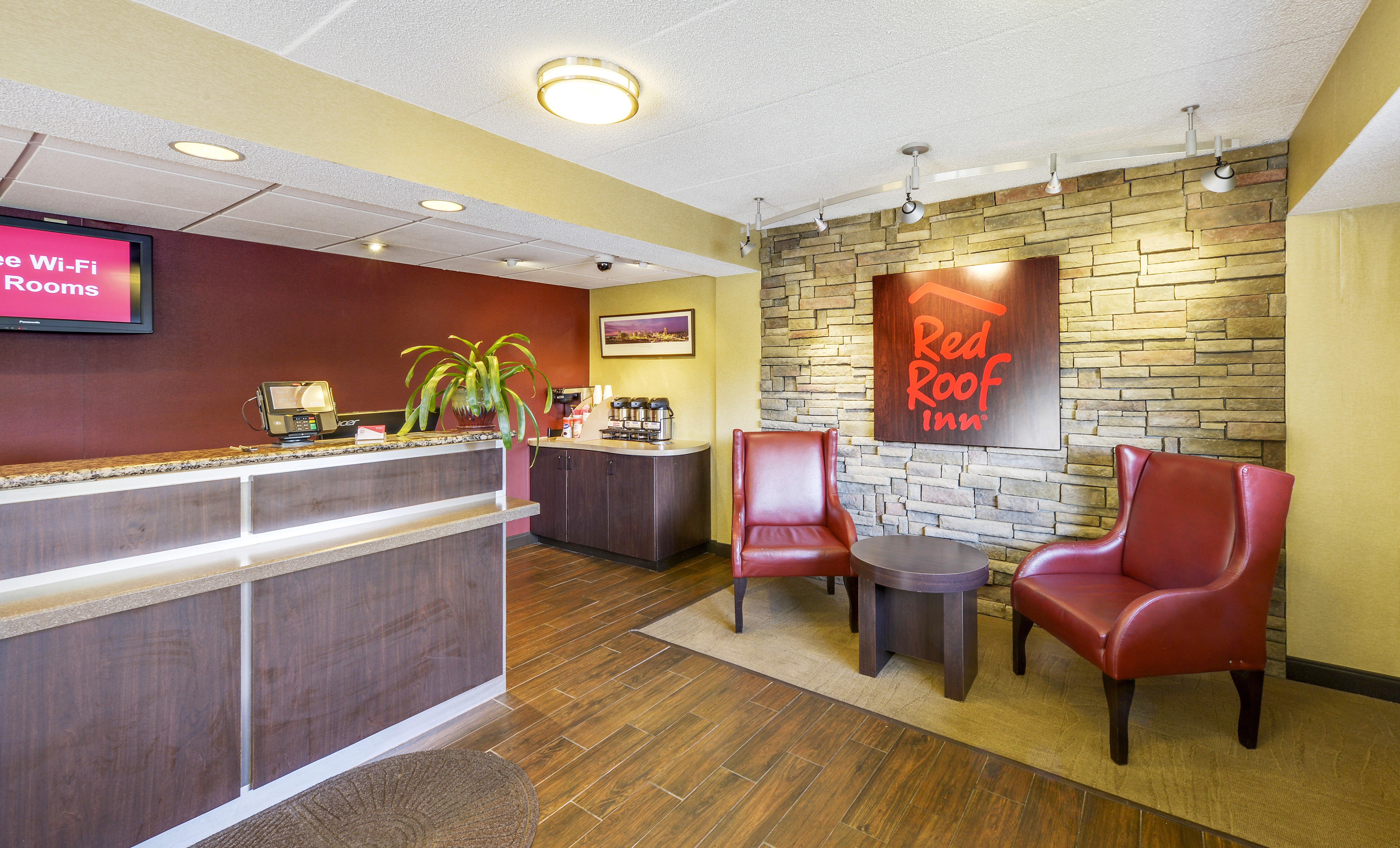 Red Roof Inn Richmond South 18/19