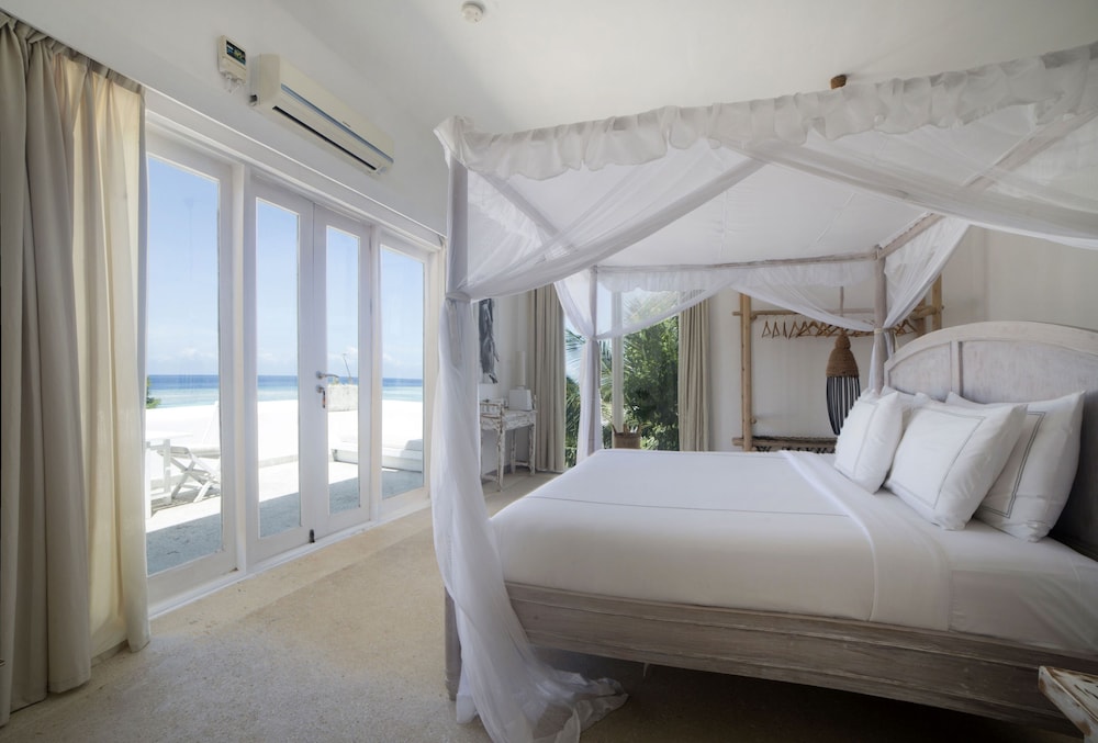 Room at The Aiyana Resort and Spa, PEMBA - TZ