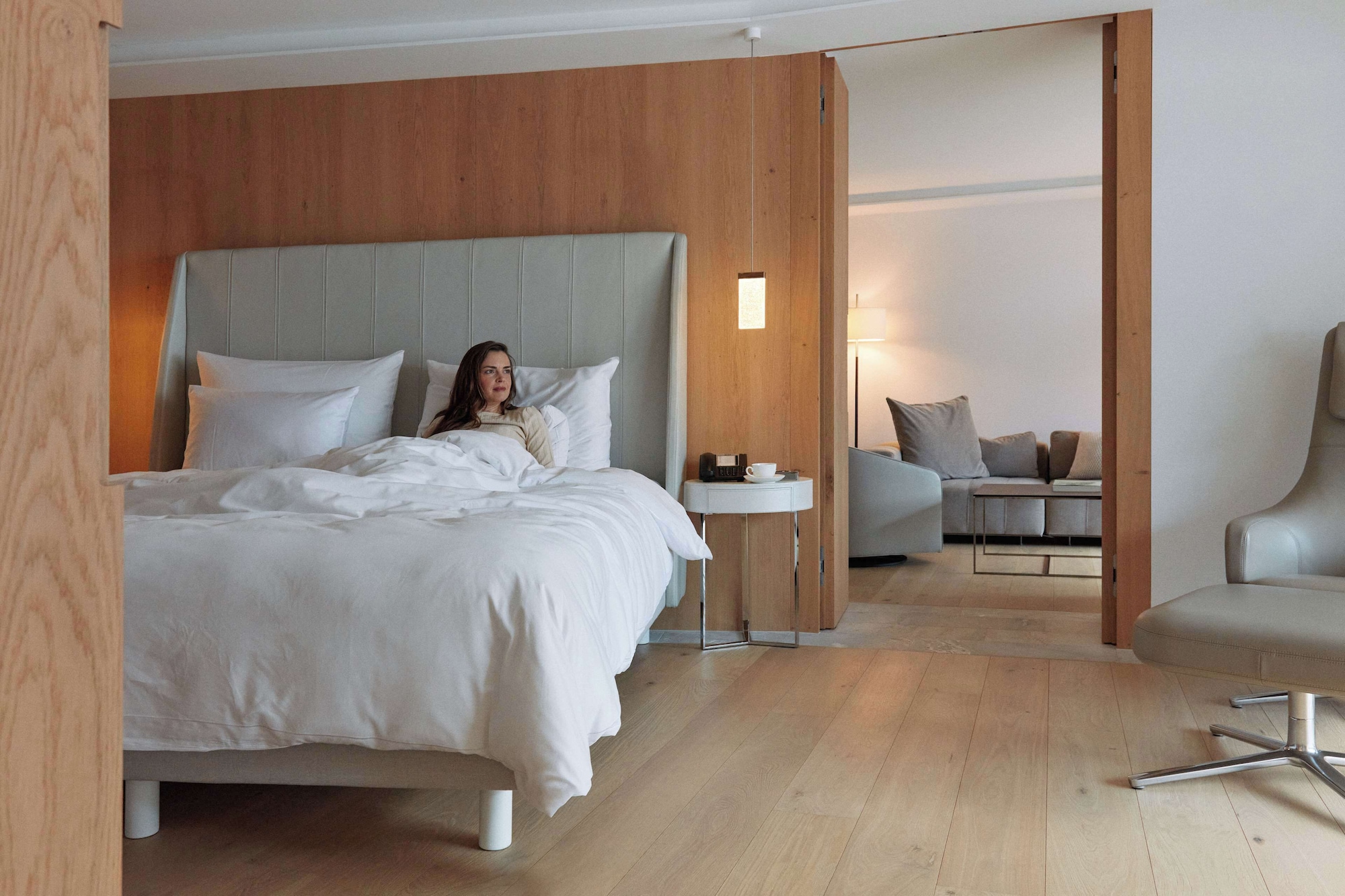 1 Bedroom, Spa, Suite, King Bed, Mountain View, Balcony