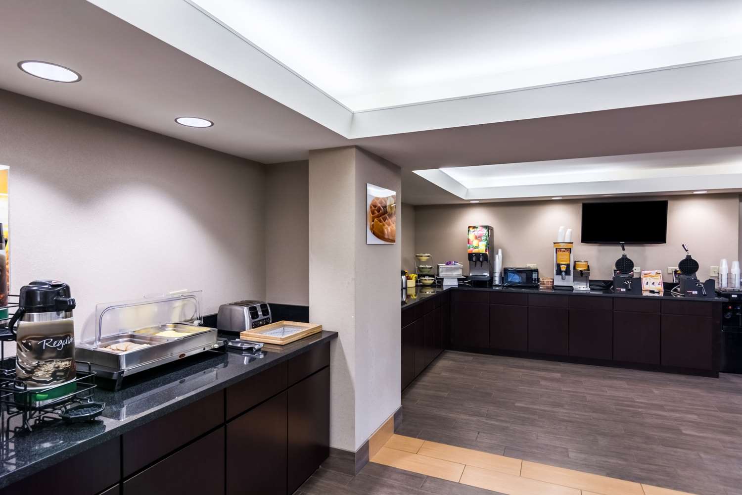 Quality Inn Manassas, VA 16/51
