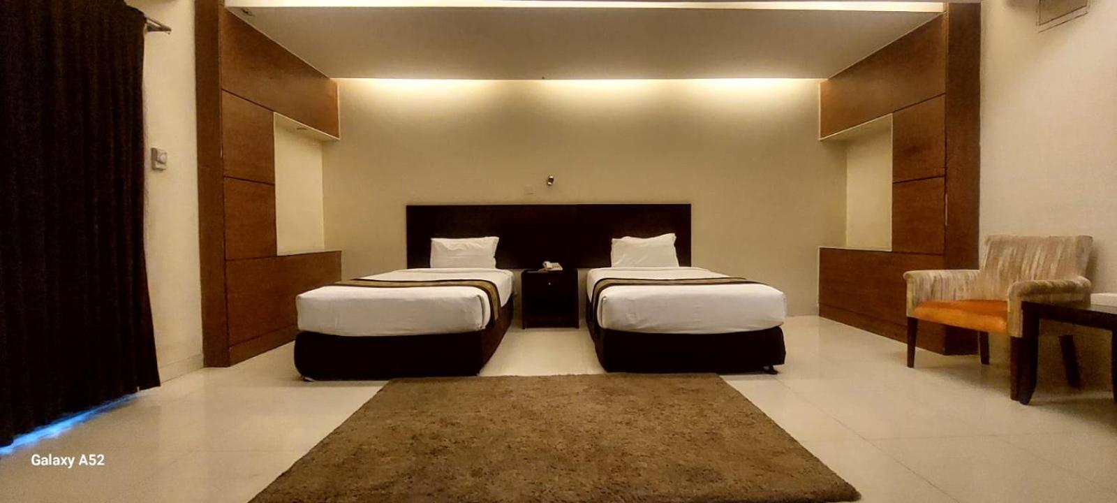 The Avenue Hotel and Suites 15/31