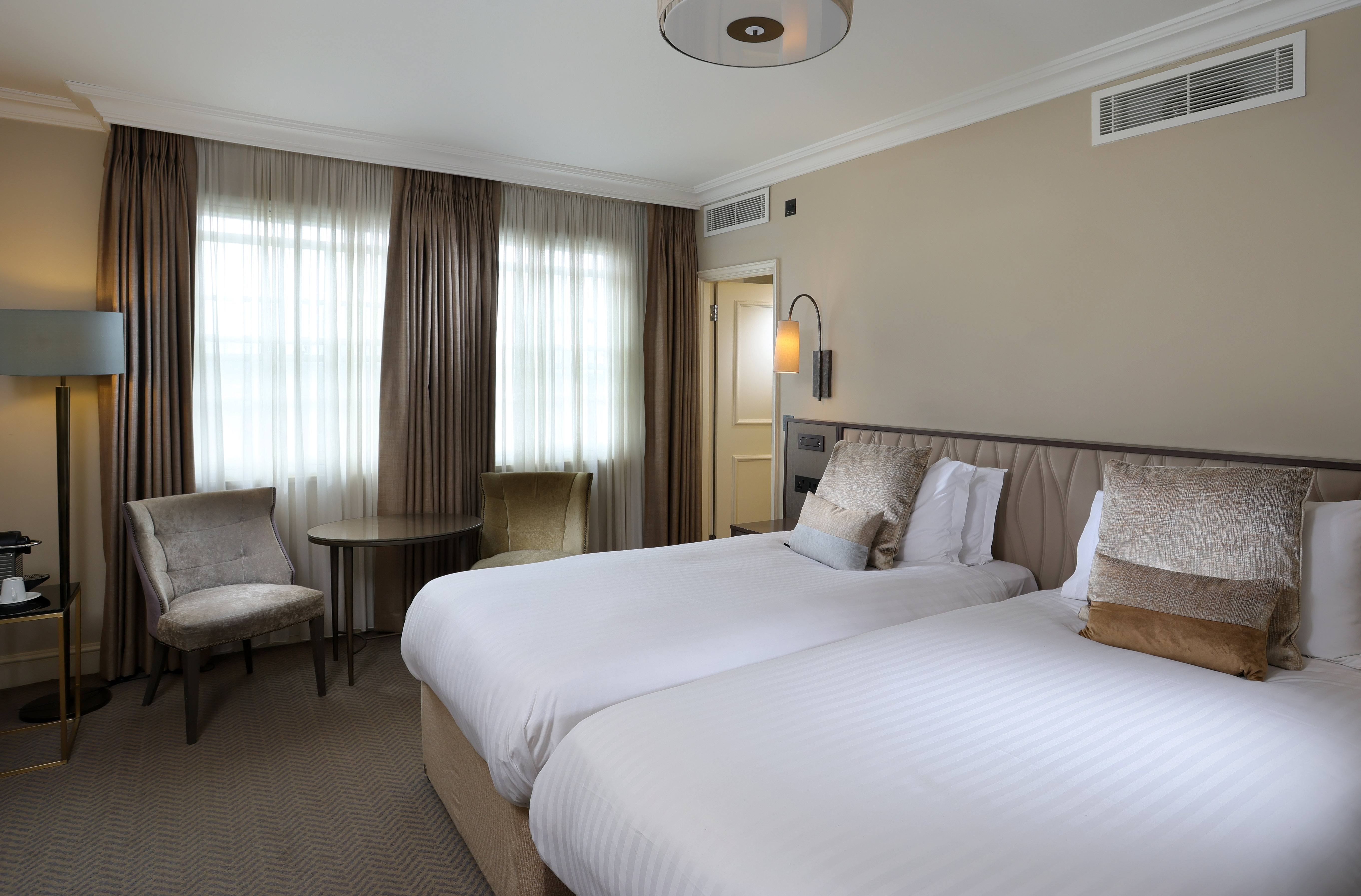 The Castle Hotel Windsor 11/50