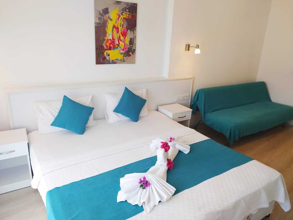 Alya Hotel Gocek 25/70
