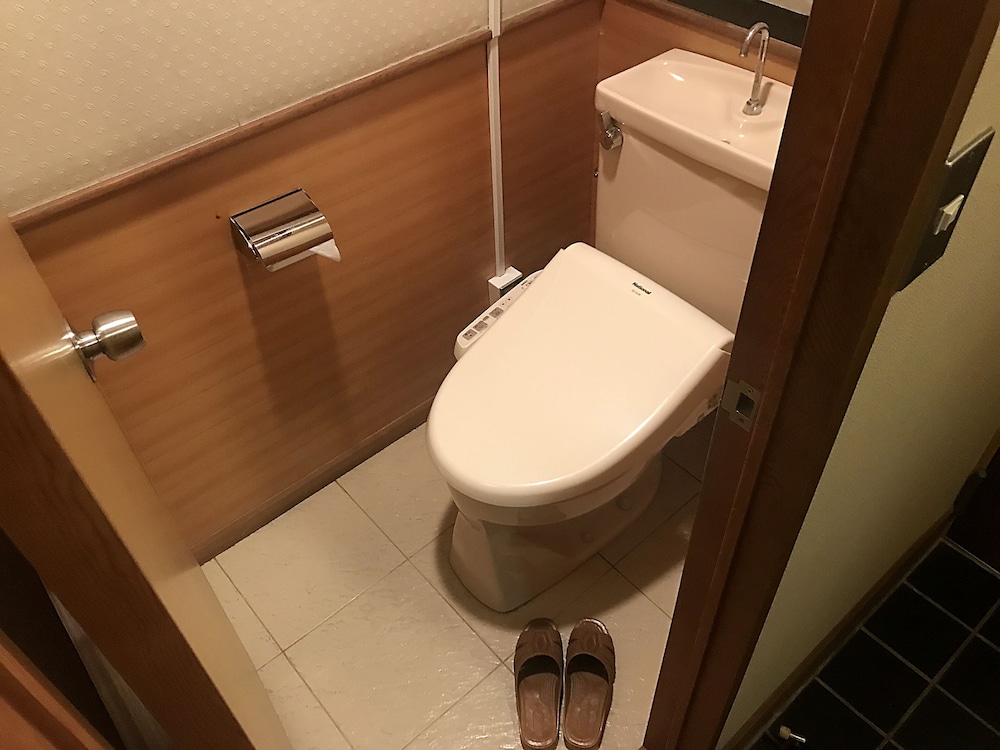 Hotel Kuramoto 6/60