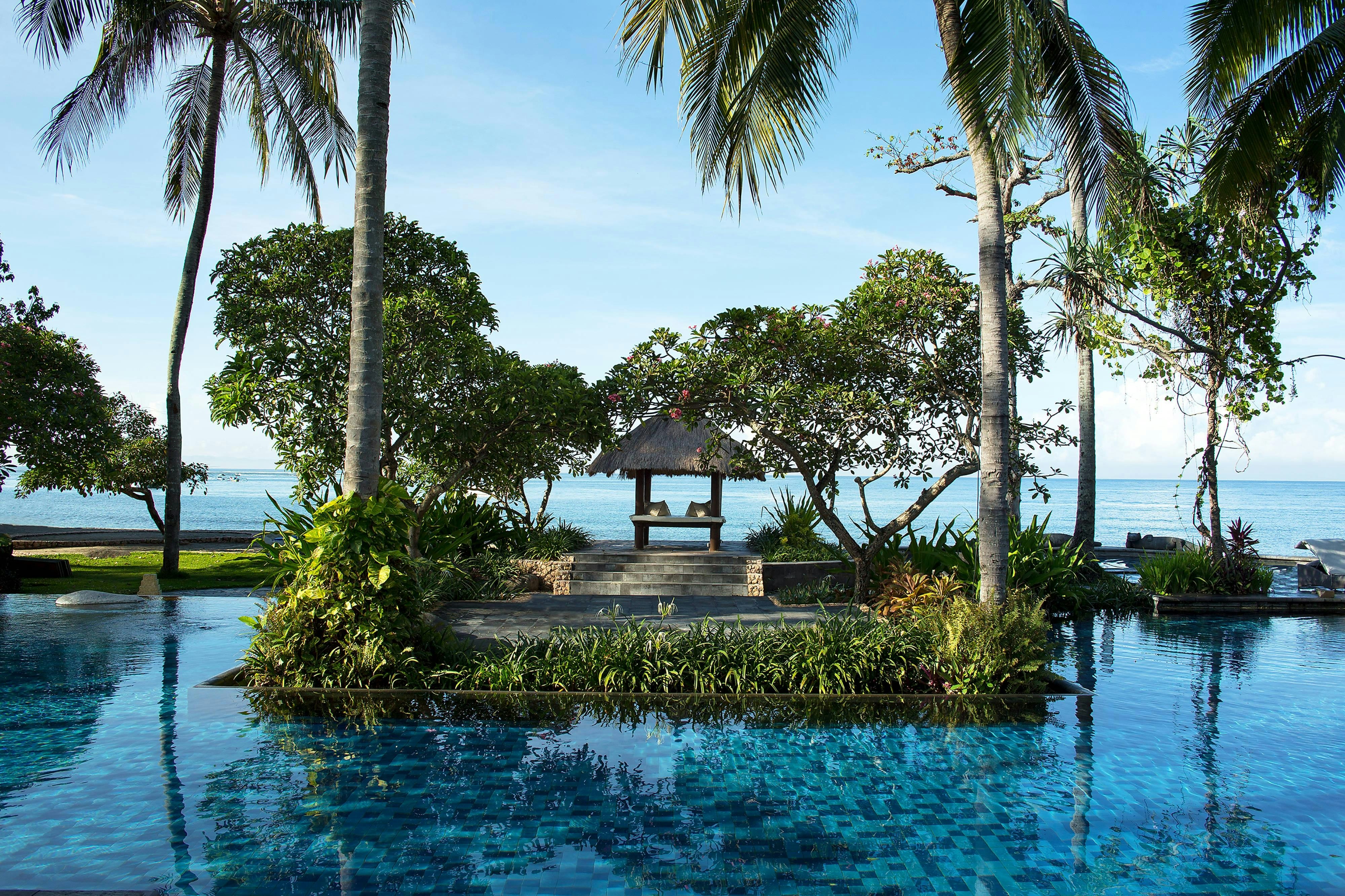 SHERATON SENGGIGI BEACH RESORT 65/75