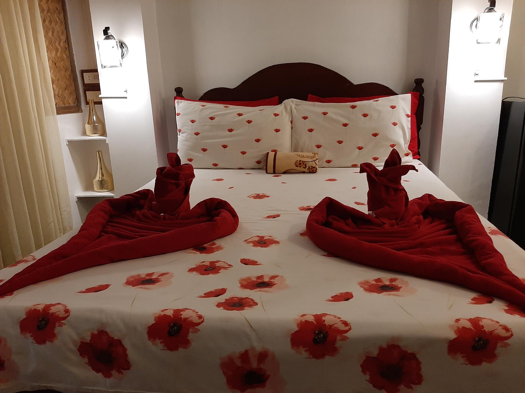 Gold، Lala Panzi Bed And Breakfast 3/3