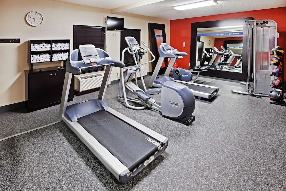 Hampton Inn Salina 26/46