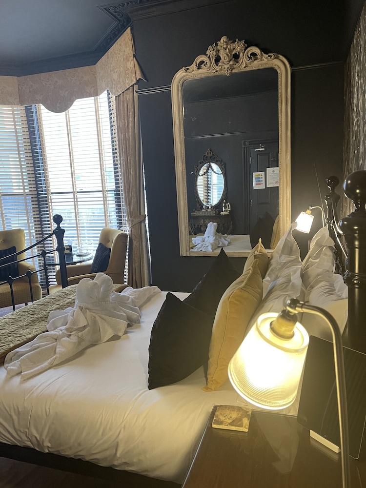 The Twenty One 42/50