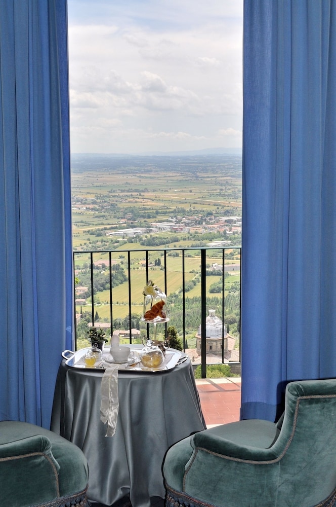 Hotel San Luca 30/48
