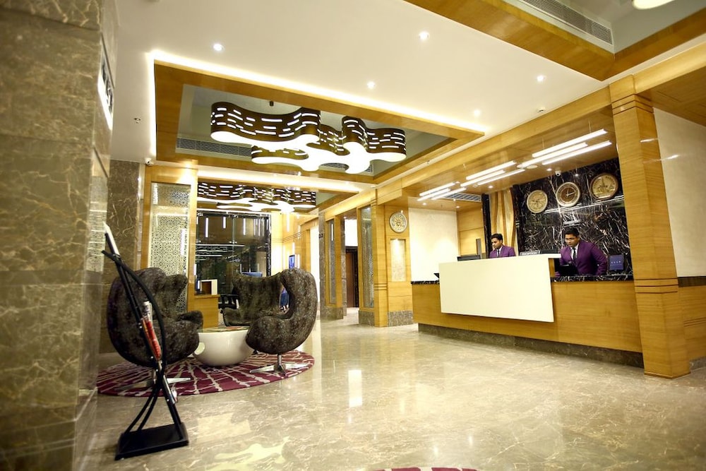 Regenta Central The Crystal 9/50
