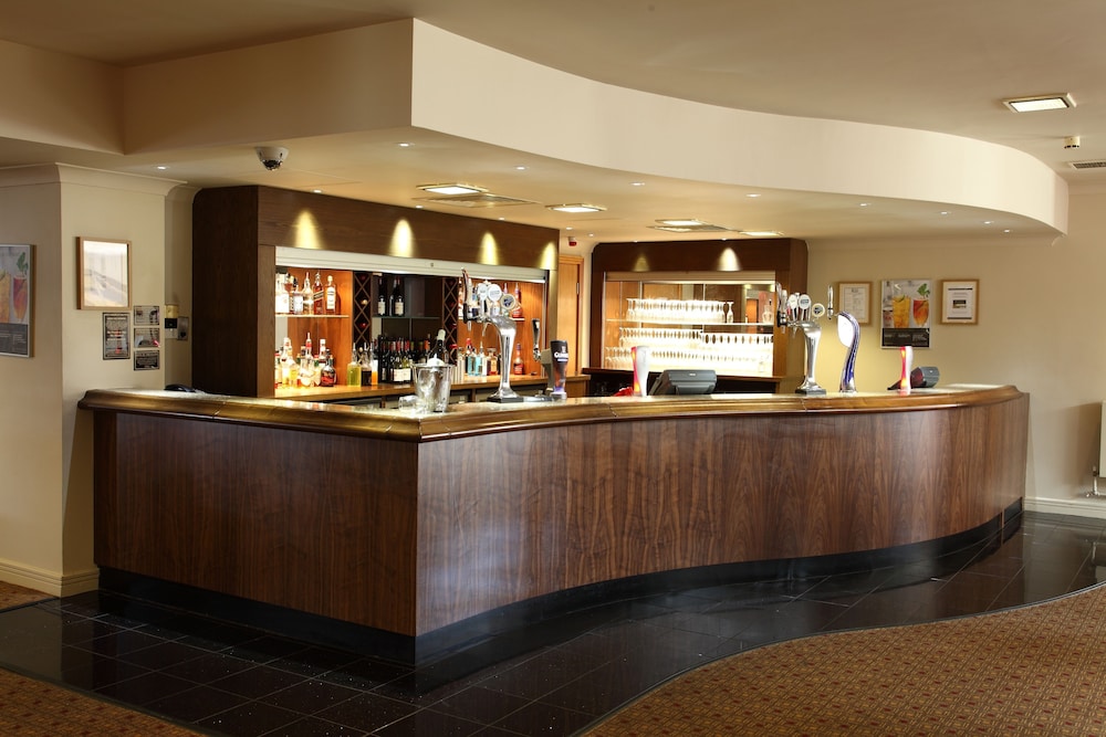 Eastwood Hall 4/75