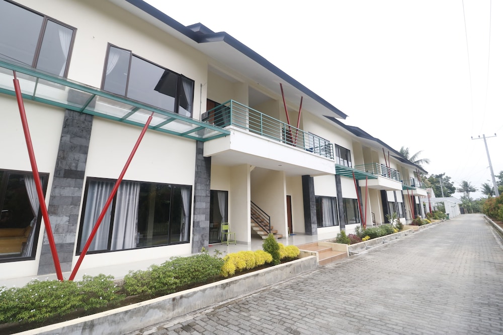 Reddoorz Plus Near Kualanamu Airport 2/29