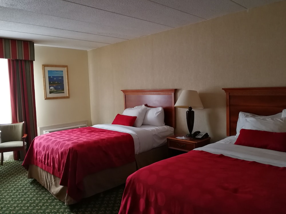Mystic River Hotel & Suites 12/50