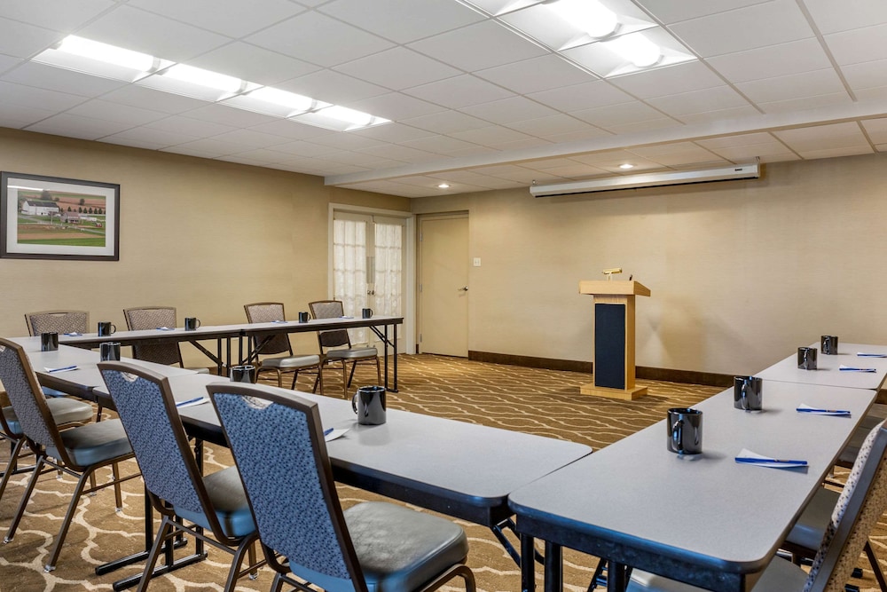 Comfort Inn Lancaster At Rockvale 29/29