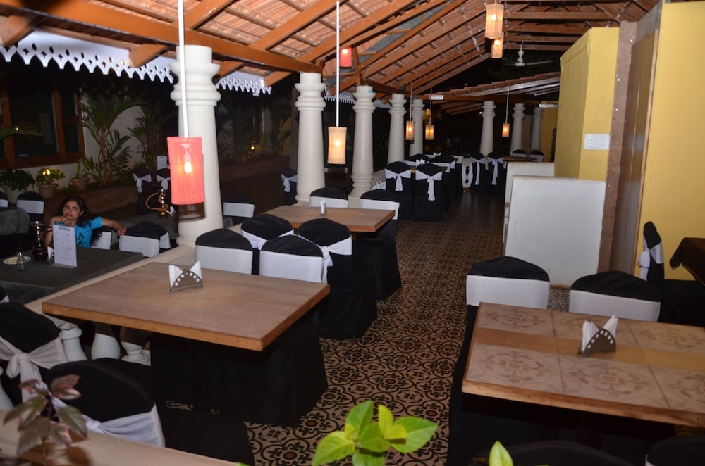 Tangerine Boutique Resort 34/44