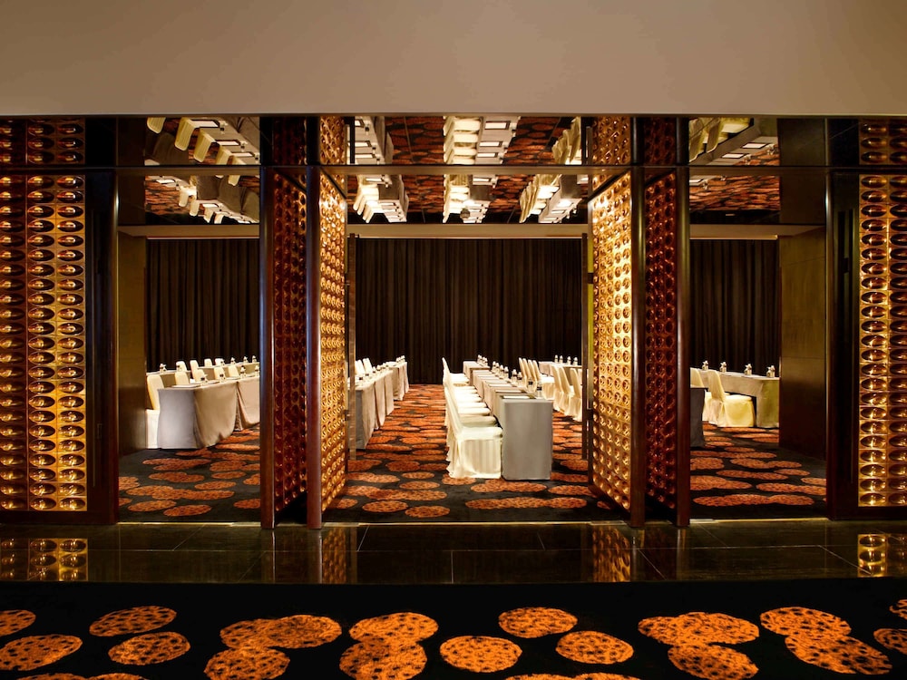 Lobby at Grand Mercure Shanghai Century Park Hotel, SHANGHAI