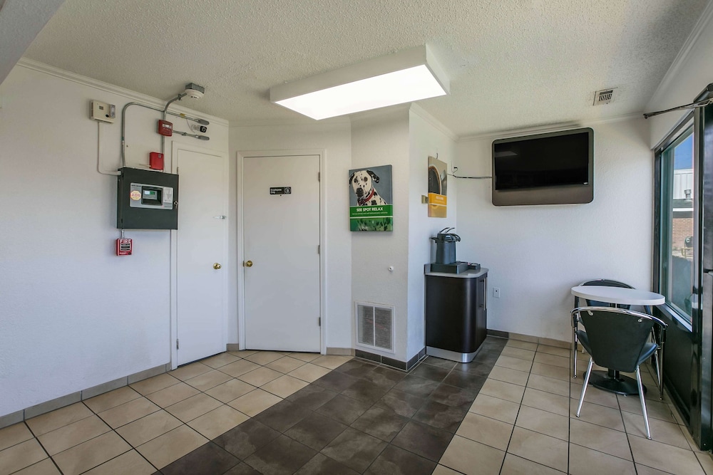 Motel6 Dothan, AL 25/36